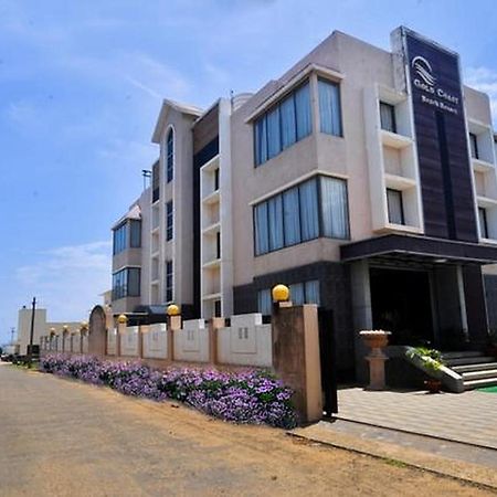 Gold Coast Beach Resort Пури Екстериор снимка