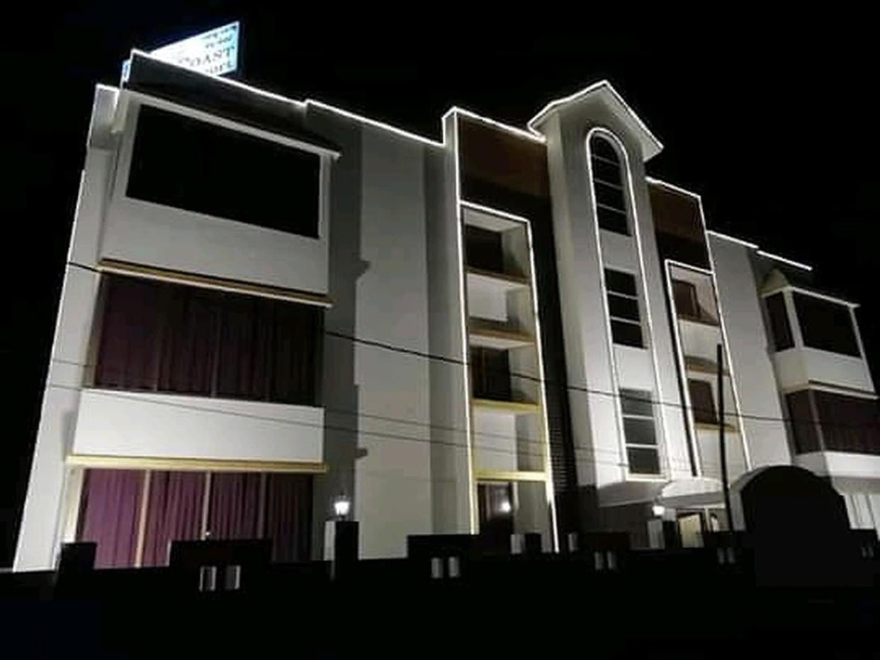 Gold Coast Beach Resort Пури Екстериор снимка
