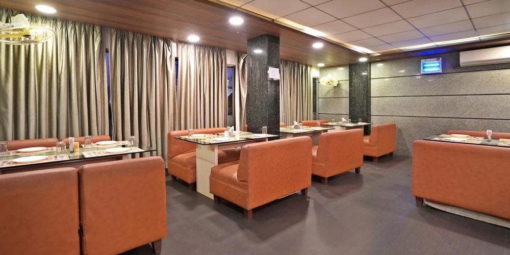 Gold Coast Beach Resort Пури Екстериор снимка