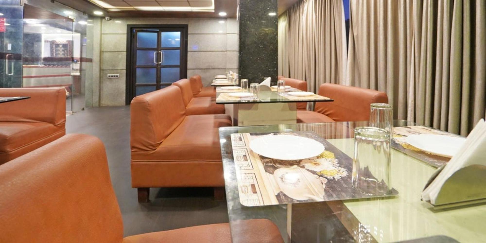 Gold Coast Beach Resort Пури Екстериор снимка