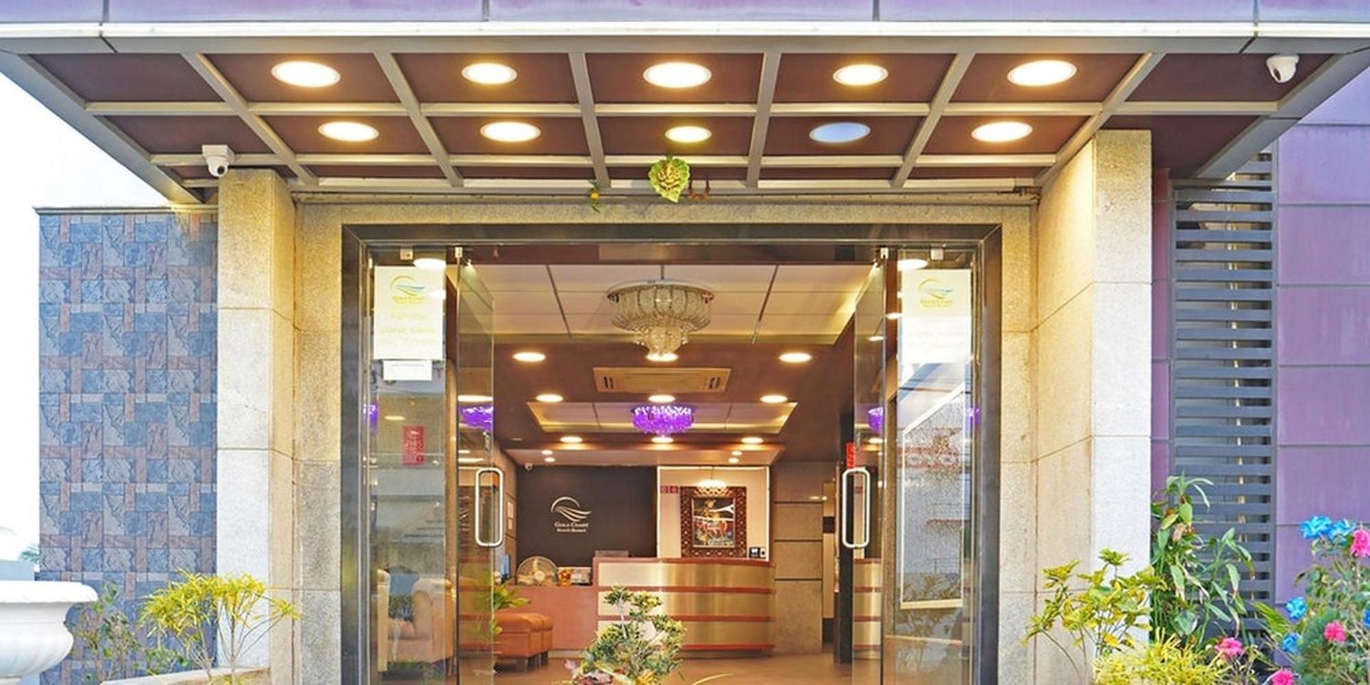 Gold Coast Beach Resort Пури Екстериор снимка